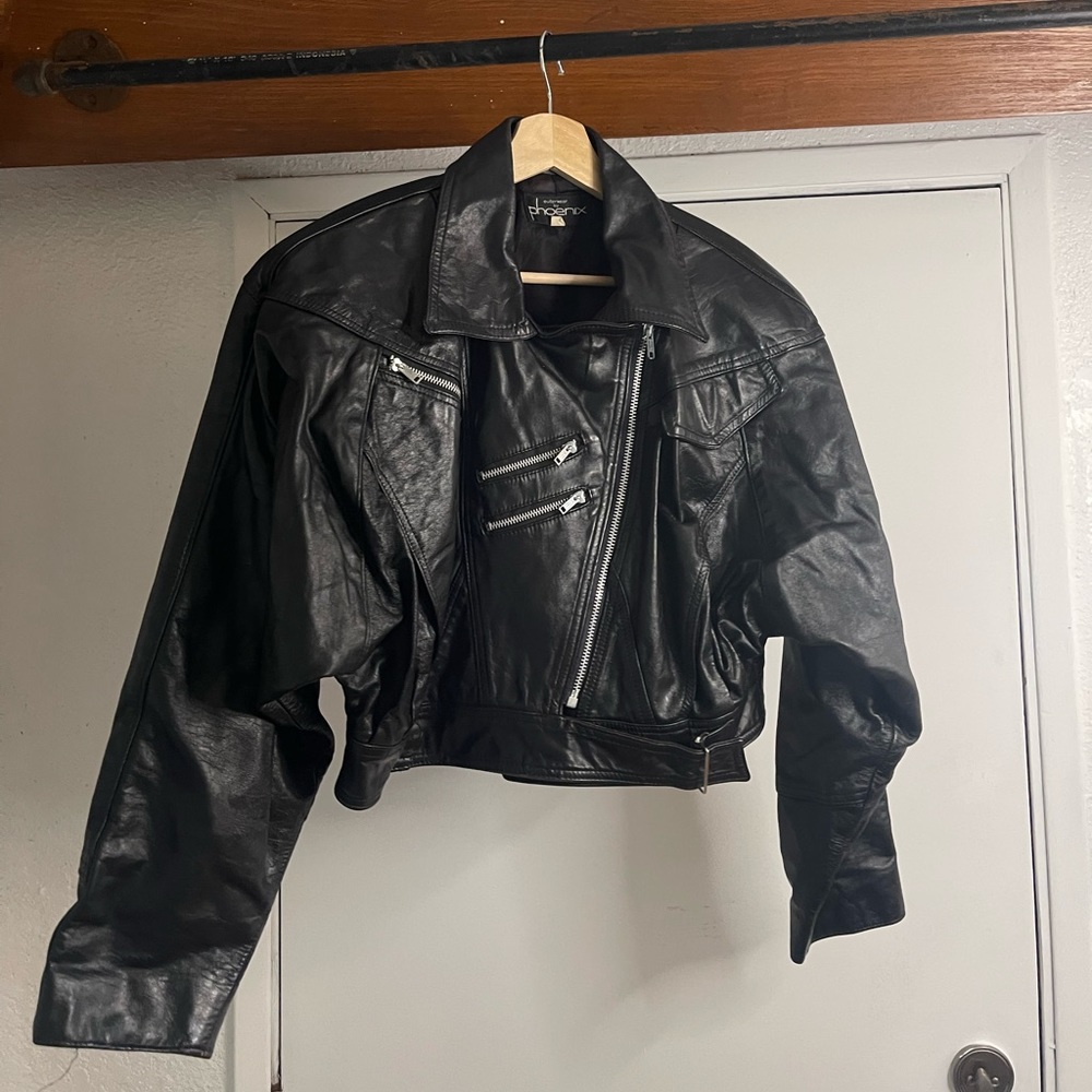 Vintage Pheonix Leather Jacket. Womens outerwear. Cropped. Zipper features.